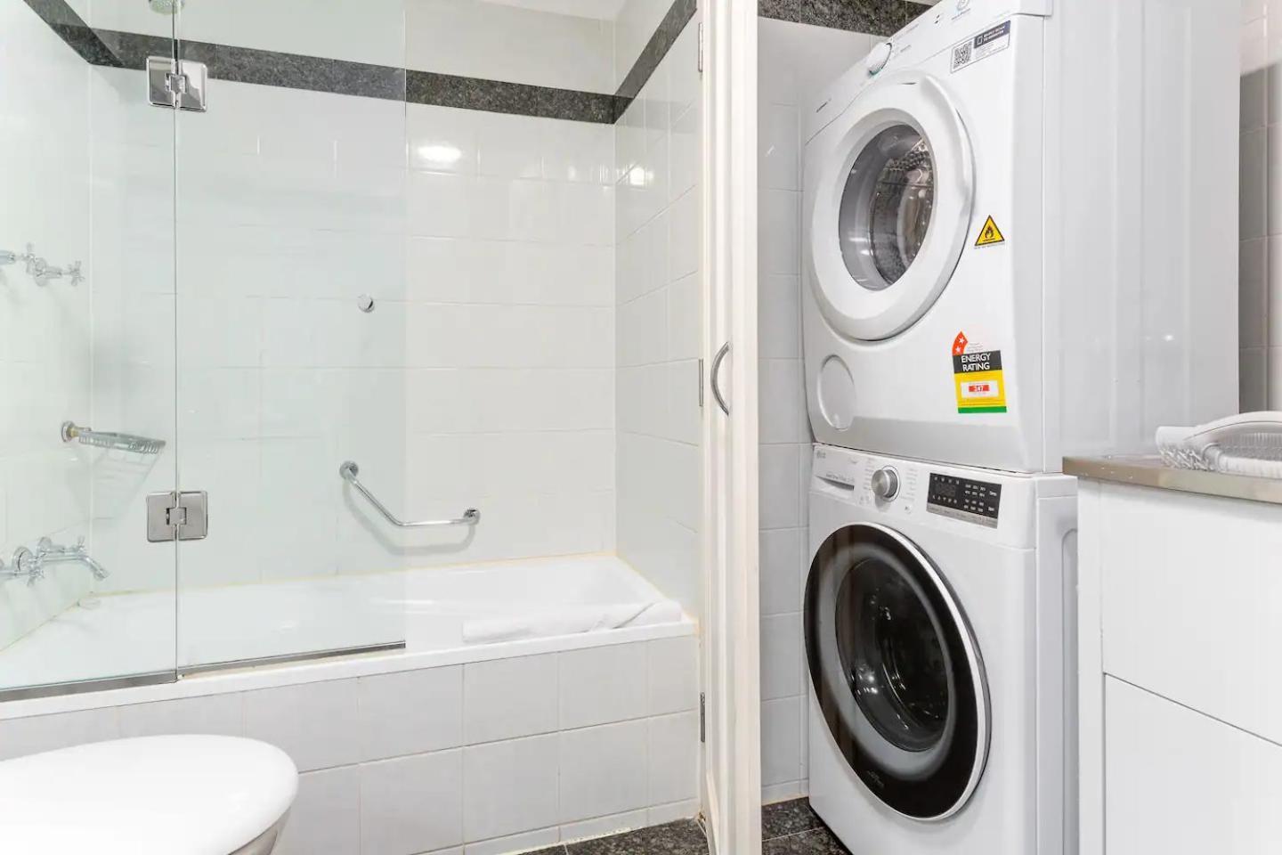 Apartment Great Location! Darling Harbour Superb 2br Sydney