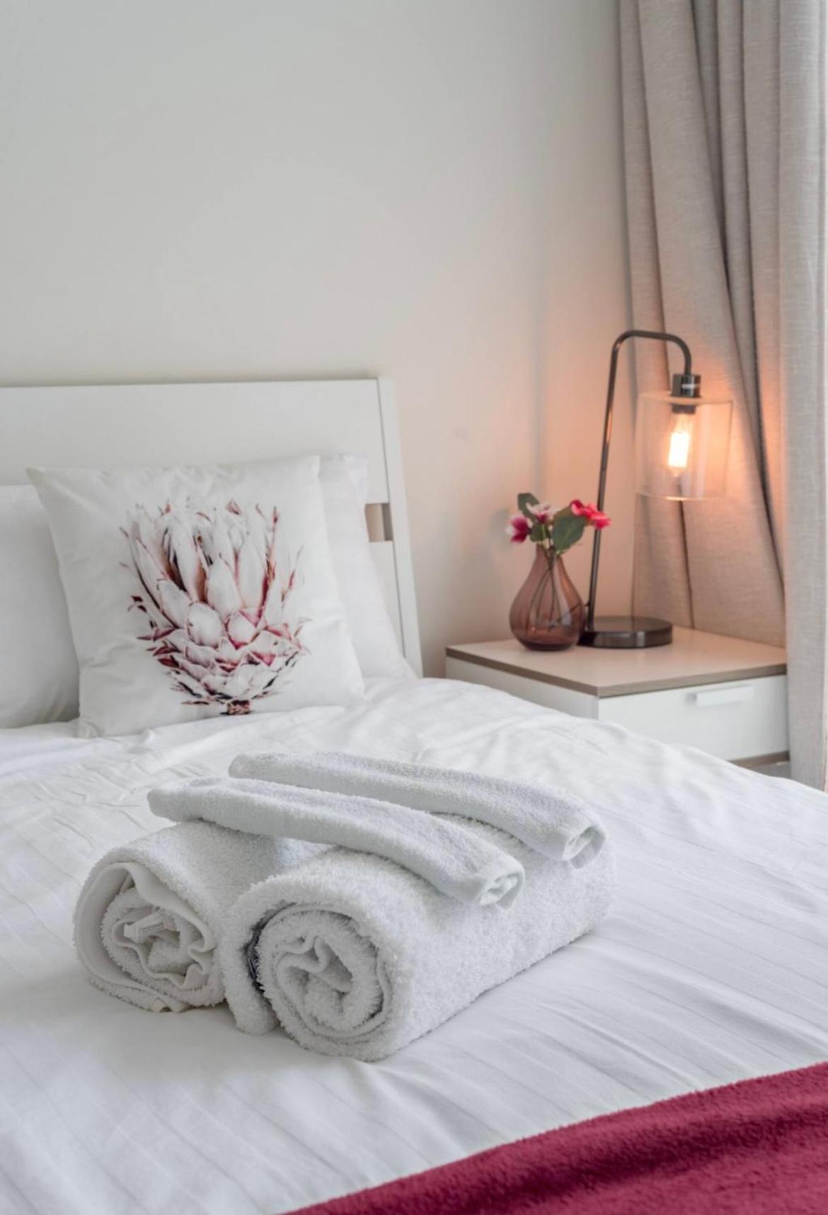 Great Location! Darling Harbour Superb 2br